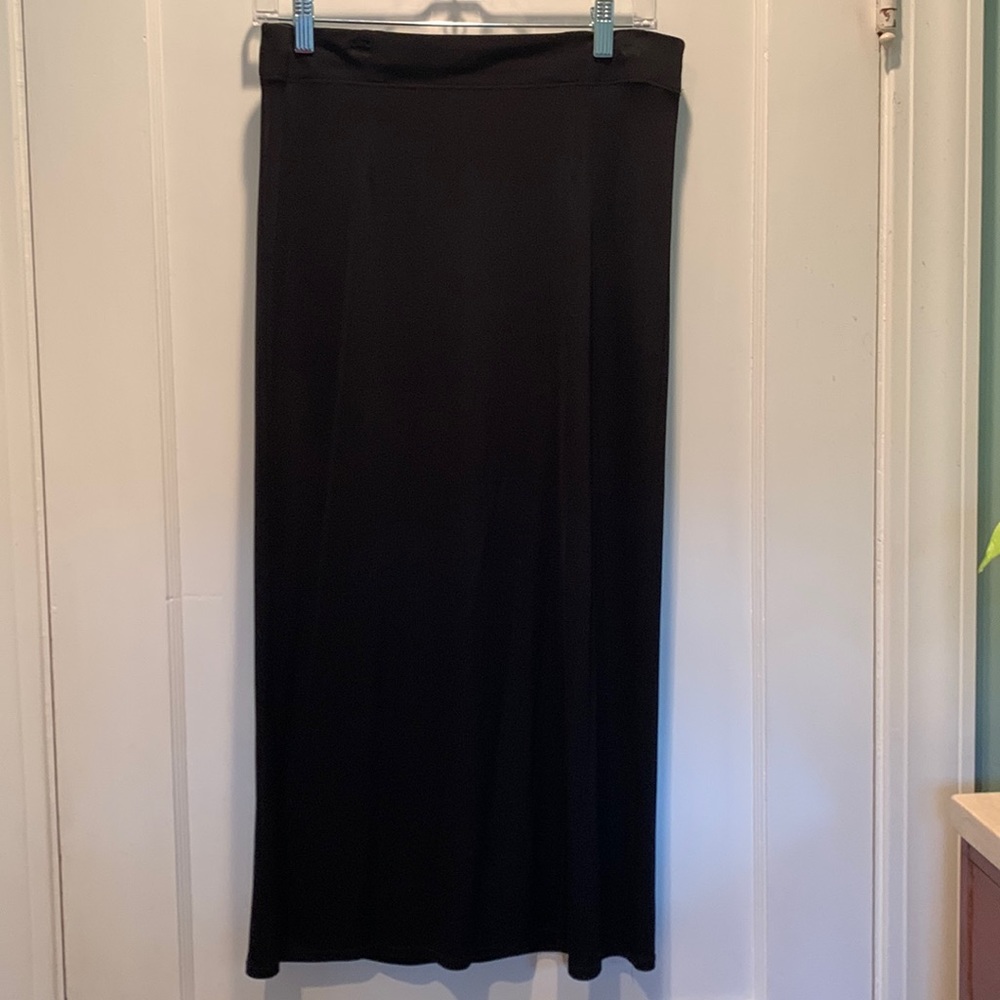 Long black knit skirt
